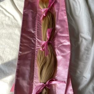 Honey Blonde 8 Piece Clip In Extensions